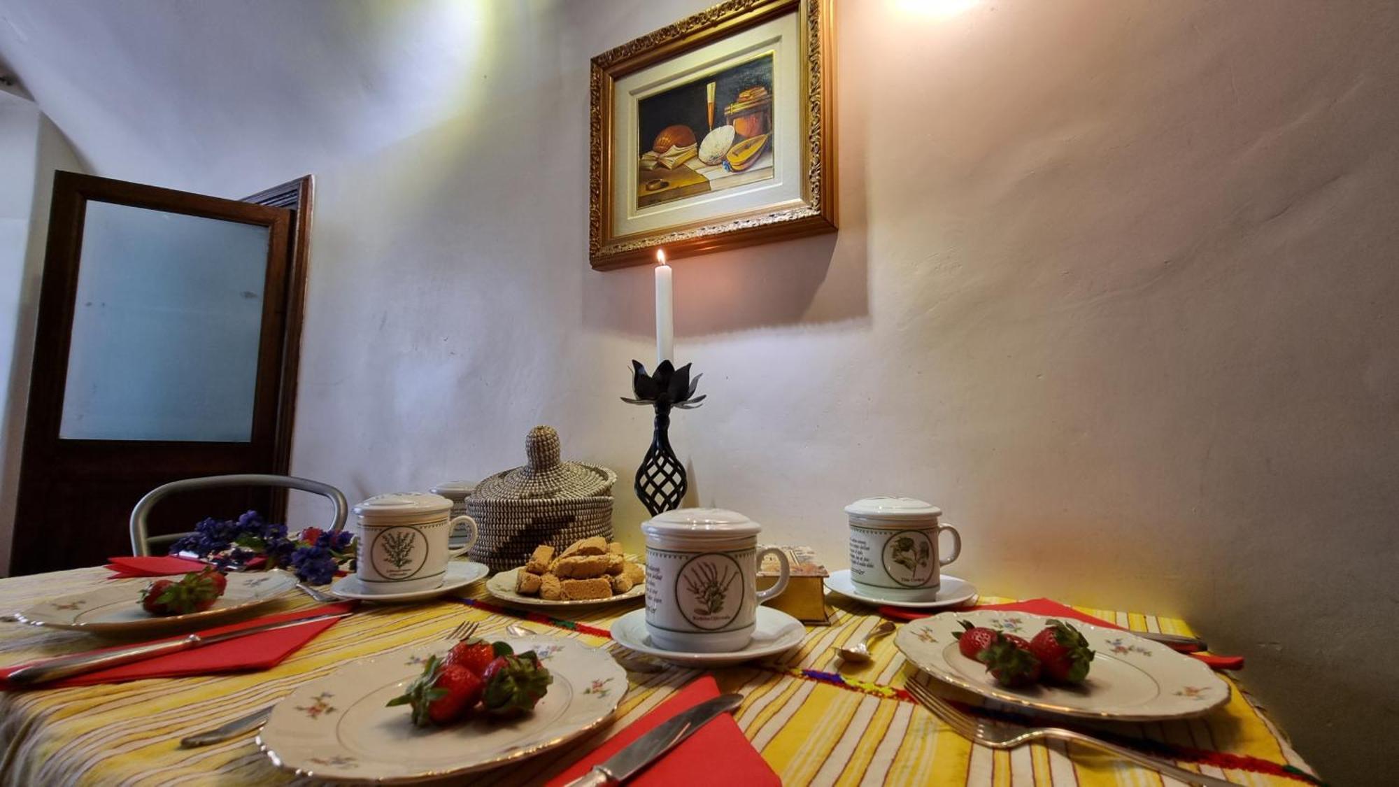Appartement Il Bibiribi Al Castello à Pieve di Teco Extérieur photo